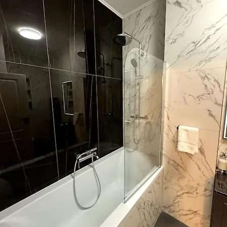 One Bedroom Flat Near Vivo Appartement