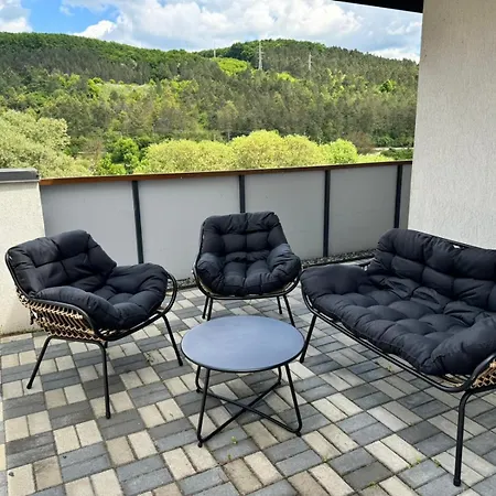 One Bedroom Flat Near Vivo Kaloşvar